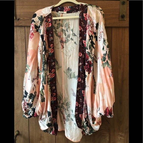 Floreat Other - ANTHROPOLOGIE FLORAL KIMONO